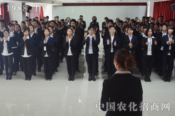 未來的路還很長(zhǎng) 我們相約火爆網(wǎng)一起走