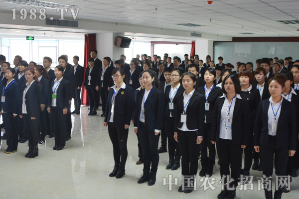 成就自己,先成就團(tuán)隊!